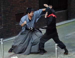 Non è una bufala: una prefettura giapponese cerca ninja moderni