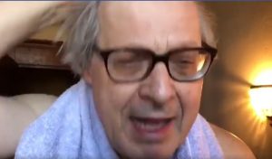 Vittorio Sgarbi, nuovo video su Facebook contro Di Maio: "Nano, scoreggia di Grillo, scarafaggio"
