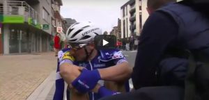 YOUTUBE Ciclismo, Sagan trionfa alla Gand. Viviani 2°: pugni e lacrime