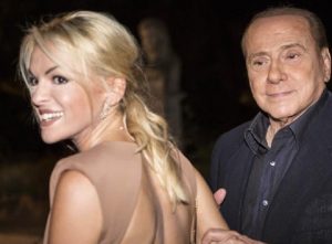 Silvio Berlusconi e Francesca Pascale (foto Ansa)