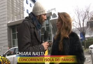 Chiara Nasti si scaglia contro Striscia la Notizia: "Ha rubato mie conversazioni private sull'Isola dei Famosi"