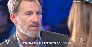 Filippo Nardi ospite a Verissimo contro Eva Henger sul canna gate all'Isola dei Famosi: "Io fumavo? Ma se sono astemio"