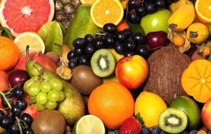 Frutta e verdura contengono vitamine ed anche sostanze dannose alla salute: ecco quali