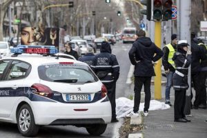 Incidente a Roma: anziano travolto e ucciso da auto in via Anagnina