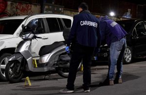 Roma: arrestati i due rom che in auto hanno tentito di investire i carabinieri a Monteverde