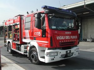 Padova, incendio doloso alla moschea: uomo incappucciato filmato