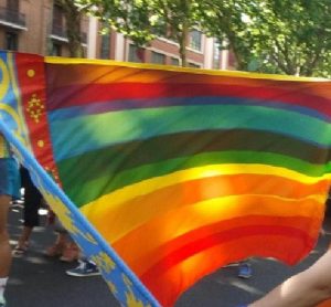 Roma, coppia gay aggredita a Trastevere: accerchiati e pestati