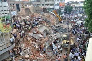 India: crolla hotel di quattro piani, almeno 10 morti