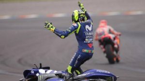 Marc Marquez-Valentino Rossi, Agostini difende lo spagnolo: "Non va squalificato perché..."