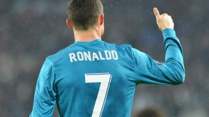 Cristiano Ronaldo ringrazia i tifosi della Juve per gli applausi: "Non mi era mai successo"