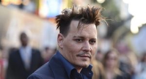Johnny Depp denunciato dalle ex guardie del corpo: "Quella volta che in discoteca..." (foto Ansa)