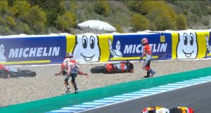 MotoGp Spagna,fuori Pedrosa, Dovizioso e Lorenzo dopo incidente triplo