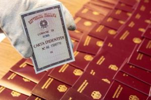 Anagrafe Roma in tilt: 5 mesi per il rinnovo della carta d'identità