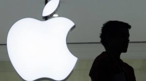 Apple da record: sarà la prima azienda dal valore di mille miliardi