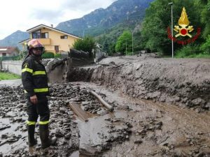Val di Susa, frana a Bussoleno travolge 5 case: 200 persone sgomberate