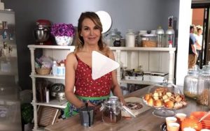 YOUTUBE Barbara D'Urso e il caffeuccio alla napoletana: la video-ricetta