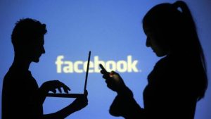 Facebook forniva i dati personali degli utenti ai big di smartphone. L'inchiesta del New York Times