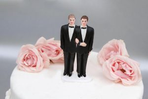 Colorado, pasticciere rifiutò torna nuziale a coppia gay. Corte Suprema gli dà ragione