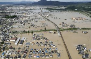 Giappone: 100 morti per le piogge (foto Ansa)