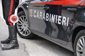 Napoli: rapina auto con neonata a bordo, arrestato dai carabinieri 