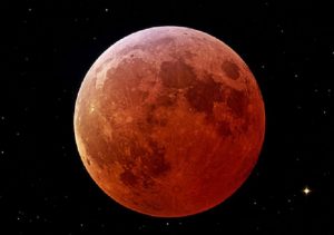 Eclissi di Luna 27 luglio, dove vederla in streaming e in diretta