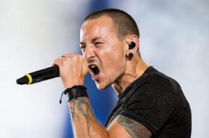 I Linkin Park ricordano Chester Bennington: "Ci manchi" (foto Ansa)