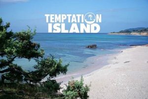Temptation Island 2018, le anticipazioni di Maria De Filippi: "Una coppia ha lasciato dopo la prima puntata"