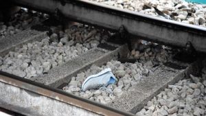 Cascina, persona travolta e uccisa da un treno: circolazione bloccata tra Pontedera e Pisa