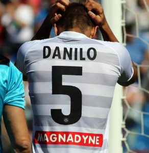 Udinese, Danilo cacciato dal ritiro. Ora potrebbe essere ceduto al Frosinone (foto Ansa)