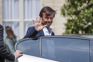 Francia, si dimette a sorpresa Nicolas Hulot: il ministro verde deluso da Macron sul clima