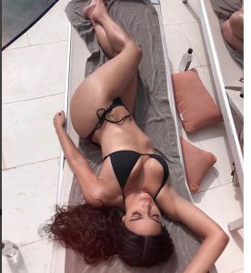 Kim Kardashian dimagrita: la FOTO in bikini sulla barca3