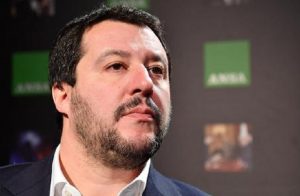 Genova, ora il governo frena sulla revoca della concessione. Salvini: "Ora fondi e investimenti. Del resto si parlerà dopo" (foto Ansa)