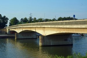 Ostia-Fiumicino, chiuso il ponte della Scafa per verifiche strutturali