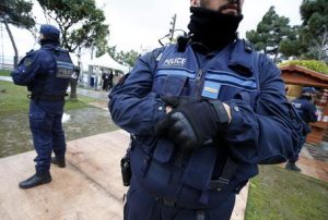 Francia, armato di coltello uccide un uomo al grido di Allah Akbar