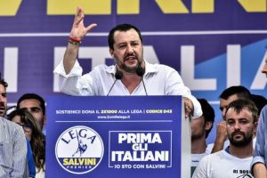 Salvini denunciato da alcuni cittadini di Treviso per istigazione all'odio razziale 