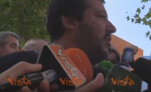 Salvini parla di Migranti 