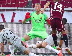 Torino-Roma 0-1, highlights: Dzeko gol capolavoro su numero di Kluivert