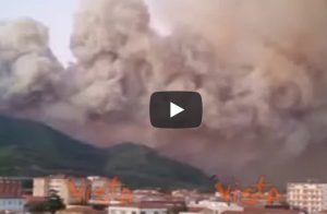 Monte Serra, incendio apocalisse: sfollati, scuole chiuse, ettari bruciati (dall'uomo) VIDEO