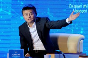 Alibaba, Jack Ma lascia: "Voglio morire in spiaggia", testimone a Daniel Zhang 