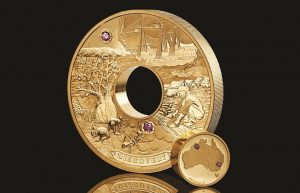 Discovery, la moneta d'oro da 2,5 mln di dollari: pesa 2 kg e ha 4 diamanti incastonati