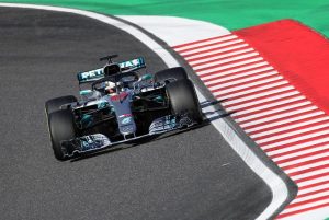 F1, Gp Giappone: Lewis Hamilton vince, Sebastian Vettel solo sesto