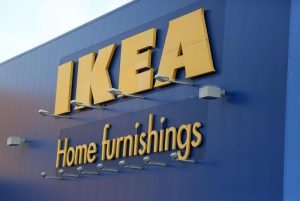 Ikea, la nuova frontiera: i mobili in affitto