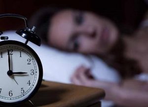 Insonnia, le 8 regole del guru del sonno per dormire come bimbi