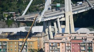 Ponte Morandi, Autostrade: "Valutiamo seconda tranche di contributi agli sfollati"
