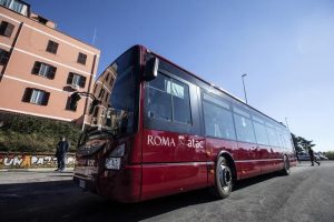 Venerdì 26 ottobre, Roma ko: sciopero bus, rifiuti e scuola