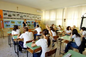 Maltempo Terracina, le scuole riapriranno lunedì 5 novembre (foto d'archivio Ansa)