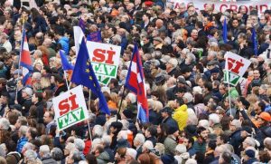 Torino manifestazione Sì Tav, un altro popolo è possibile? No: a Roma solo 16% al referendum
