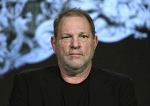 Harvey Weinstein, nuove accuse: "Mi molestò a 16 anni, ero vergine"