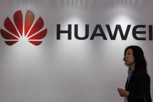 Huawei, Casa Bianca rassicura mercati: riguarda sicurezza nazionale
