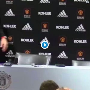 Mourinho non trova acqua in sala stampa: "State risparmiando per gennaio?" VIDEO